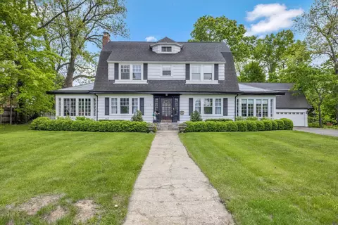 215 W Walworth, Elkhorn, WI 53121