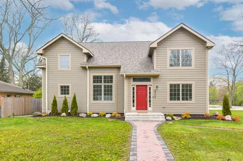 8339 N N Lk, Fox Point, WI 53217