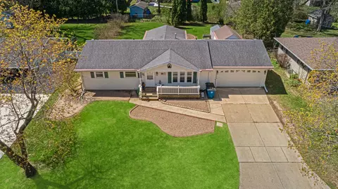 1173 Canterbury, Green Bay, WI 54304