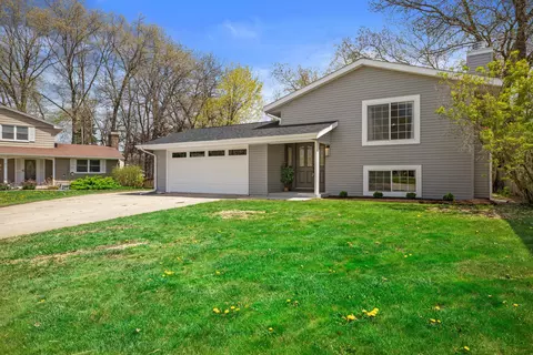 8825 33rd, Kenosha, WI 53142