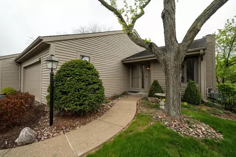 2938 Madison, Waukesha, WI 53188