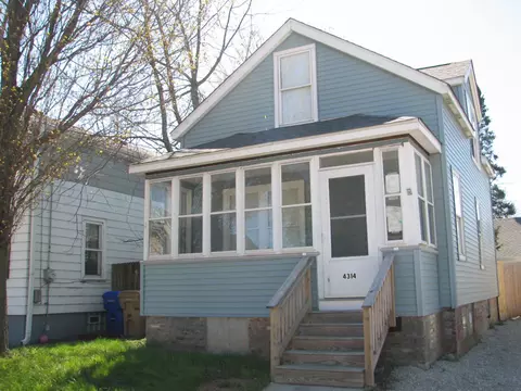 4314 Sheridan, Kenosha, WI 53140