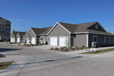 1313 Hagar, La Crosse, WI 54603