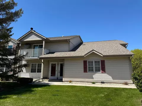 820 Devonshire #A, West Bend, WI 53090