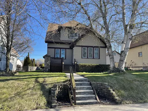 421 W Michigan, Port Washington, WI 53074