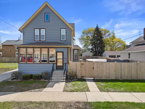 4409 8th, Kenosha, WI 53140