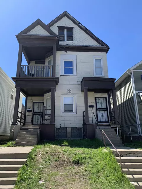 2209 N 29th #2211, Milwaukee, WI 53208