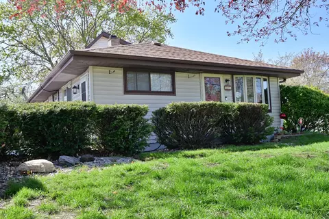 4401 S 51st, Greenfield, WI 53220