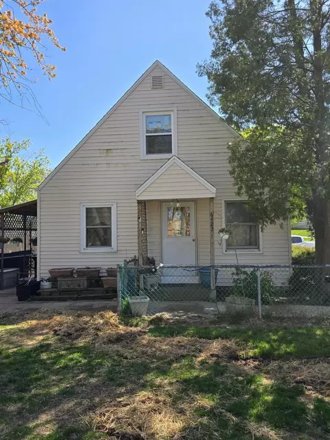 6423 W Mcgeoch, West Allis, WI 53219
