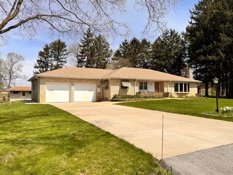 15060 Carpenter, Brookfield, WI 53005