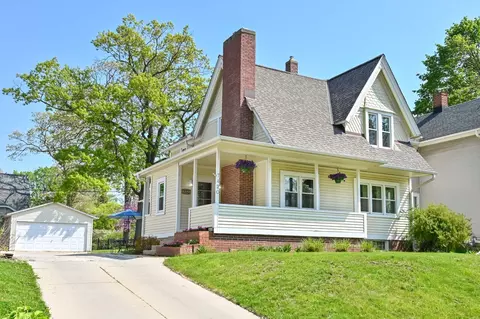 7420 W Garfield, Wauwatosa, WI 53213