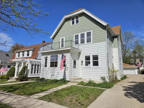 550 N 65th #552, Wauwatosa, WI 53213
