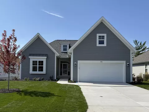 331 Sandy, Pewaukee, WI 53072
