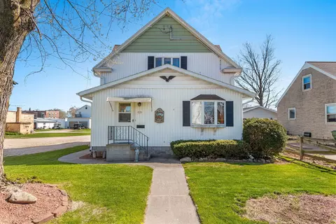 517 Menasha, Reedsville, WI 54230
