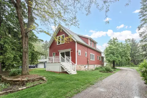 10021 W W Rdg, Hales Corners, WI 53130