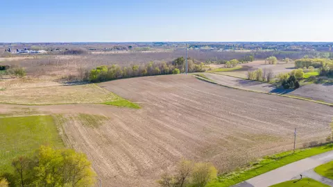 5312 Beechnut, Wayne, WI 53040