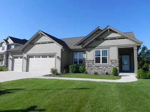 s54w25503 Pebble Brk, Waukesha, WI 53189