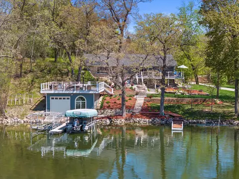 w332n6131 County Road C, Merton, WI 53058