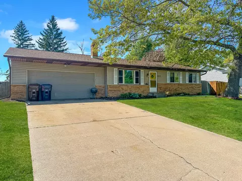 1021 Oak, Onalaska, WI 54650