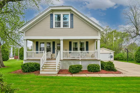 1651 S Sunny Slope, New Berlin, WI 53151