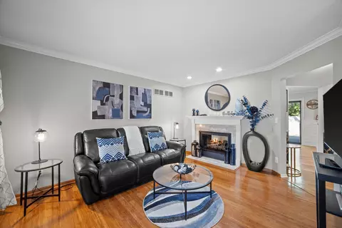 w199n11307 Rosewood, Germantown, WI 53022