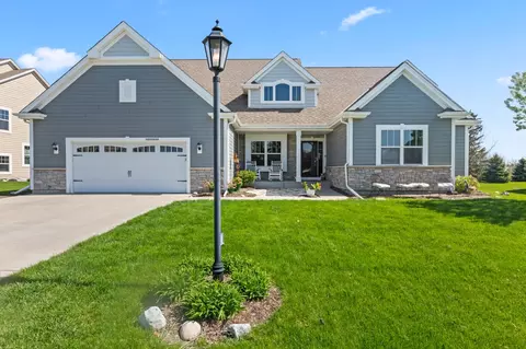 n28w24340 Single Tree, Pewaukee, WI 53072