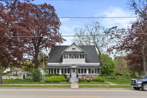 224 E Main, Eagle, WI 53119