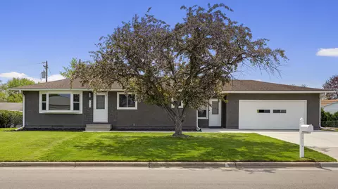 2926 Mesa Grande, La Crosse, WI 54601