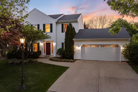 1211 Lake Park, Pewaukee, WI 53072