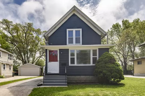 119 Franklin, Waukesha, WI 53186