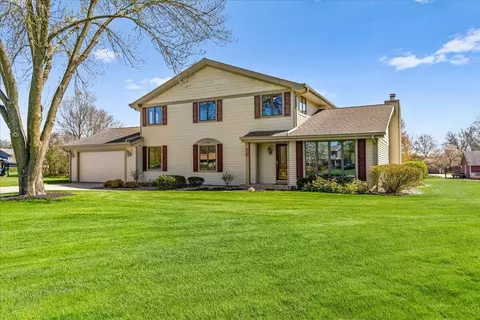 3875 Westwood, Brookfield, WI 53005