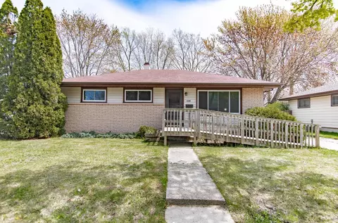 3341 Hamlin, Racine, WI 53403