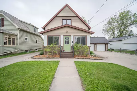 690 N West, West Bend, WI 53090