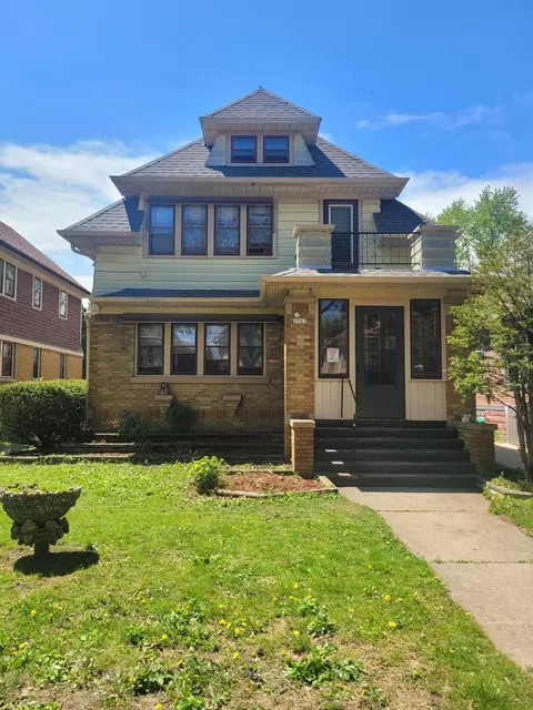 2567 N 61st #2569, Milwaukee, WI 53213