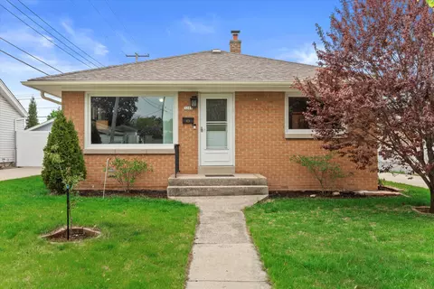 3268 S 86th, Milwaukee, WI 53227