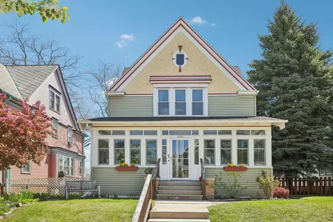2920 S Logan, Milwaukee, WI 53207