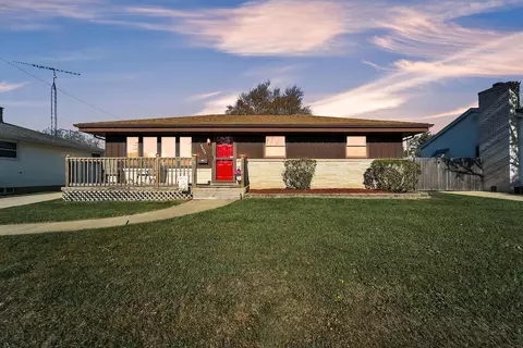 5402 52nd, Kenosha, WI 53144