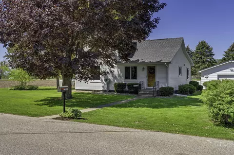 16735 S 12th, Galesville, WI 54630