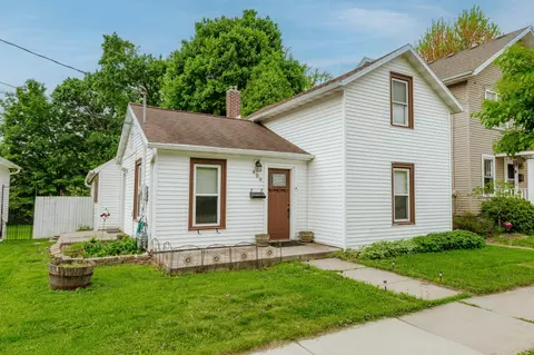 409 W Washington, Stoughton, WI 53589