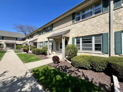 4912 N Shoreland, Whitefish Bay, WI 53217