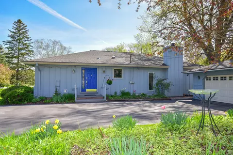 w182n5902 Spruce, Menomonee Falls, WI 53051