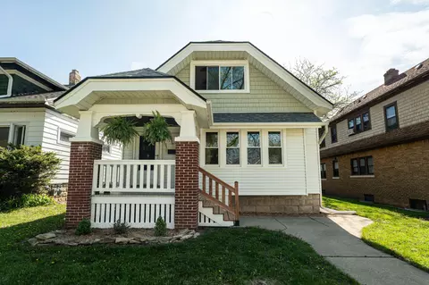 2372 N 64th, Wauwatosa, WI 53213