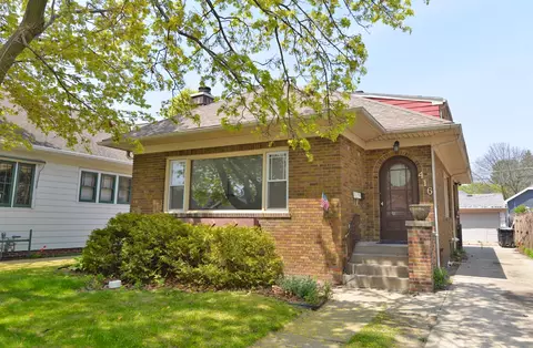 416 Augusta, Racine, WI 53402