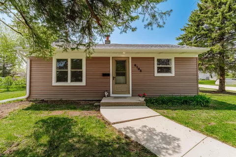 6105 S Robert, Cudahy, WI 53110