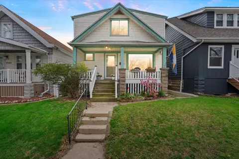 3272 S Pennsylvania, Milwaukee, WI 53207
