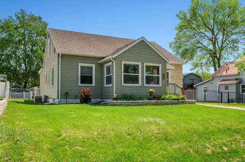 223 22nd, La Crosse, WI 54601