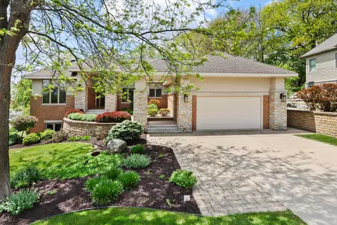 1260 Eagle, Geneva, WI 53147