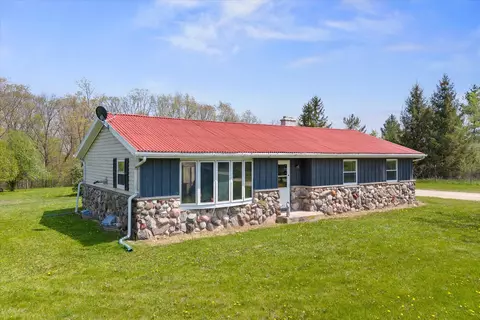 n3273 County Road A, Mitchell, WI 53011