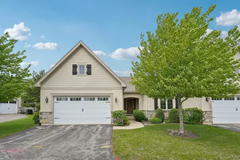 2140 Prairie Vw, Geneva, WI 53147