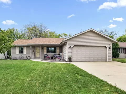 506 Hargrove, West Bend, WI 53095